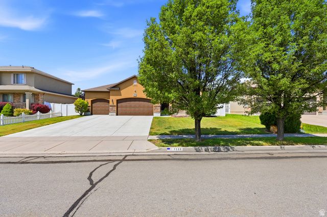 7598 S 4770 W, West Jordan, UT 84084
