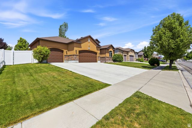 7598 S 4770 W, West Jordan, UT 84084