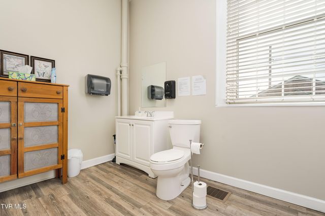 1025 Maple Street, Kingsport, TN 37660
