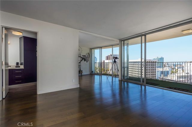 700 E Ocean Boulevard 1902, Long Beach, CA 90802