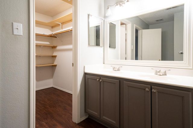 1710 Chesterwood Drive, Rockwall, TX 75032