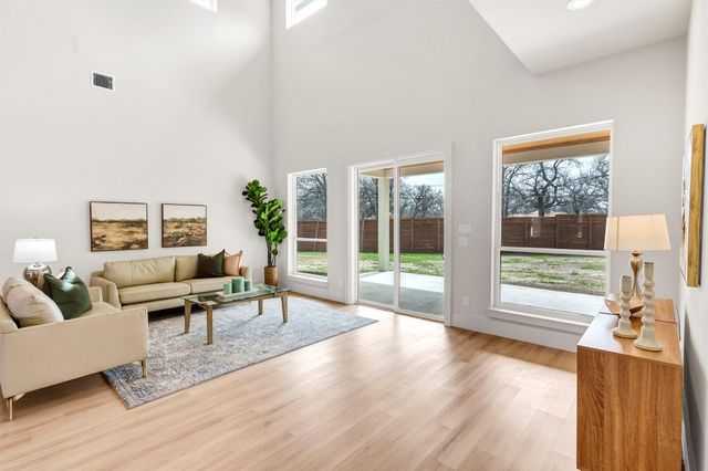 428 squaw creek Road, Willow Park, TX 76087