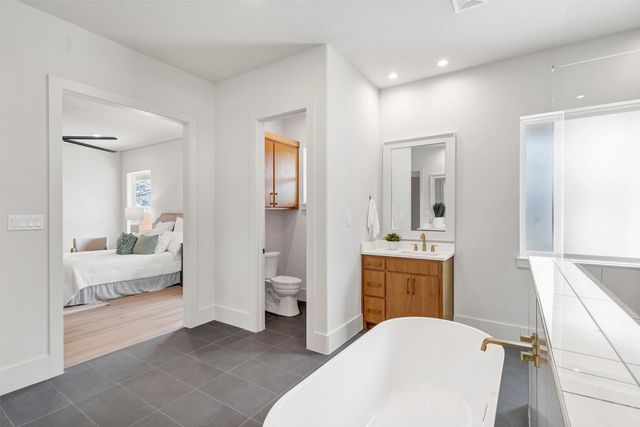 428 squaw creek Road, Willow Park, TX 76087