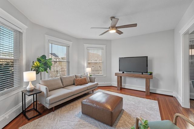 14 Holton St 4, Medford, MA 02155