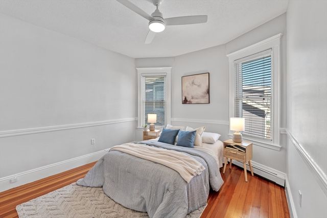 14 Holton St 4, Medford, MA 02155