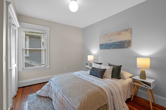 14 Holton St 4, Medford, MA 02155