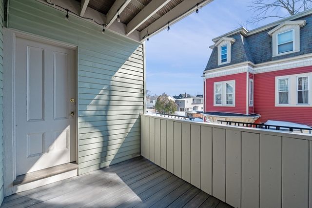 14 Holton St 4, Medford, MA 02155