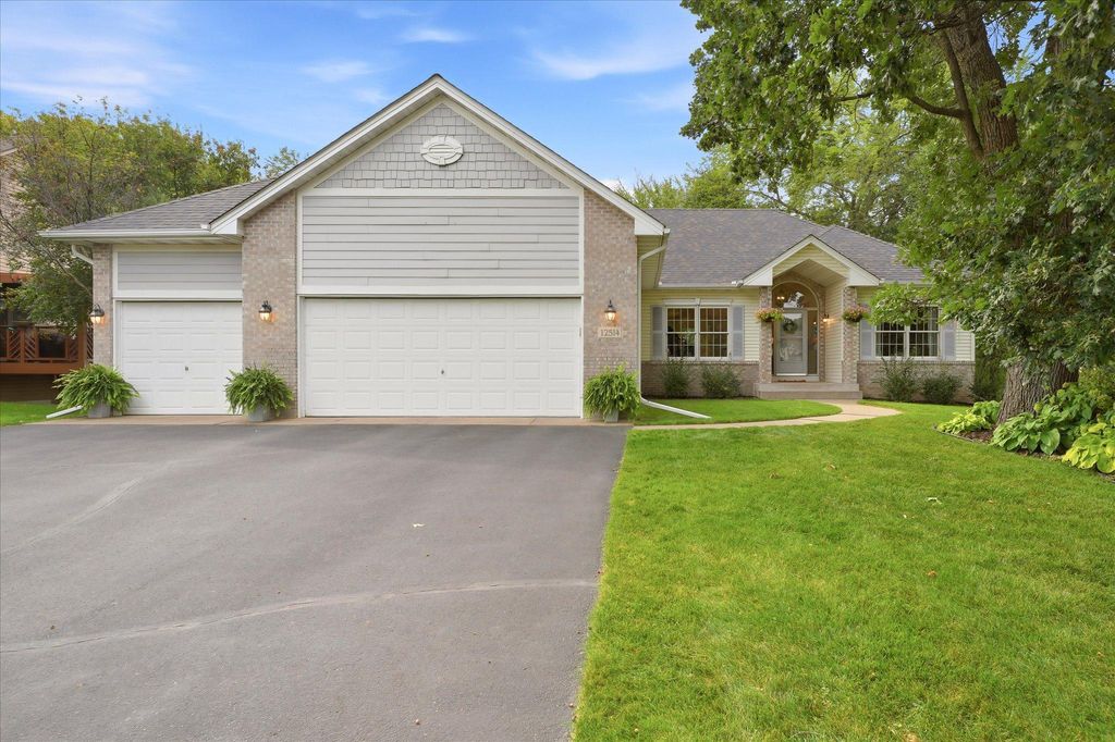 12514 194th Lane NW, Elk River, MN 55330 — exterior