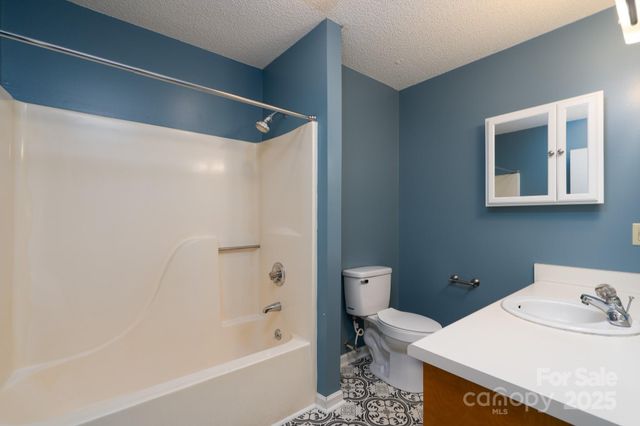 713 W Campbell Avenue W, Salisbury, NC 28146