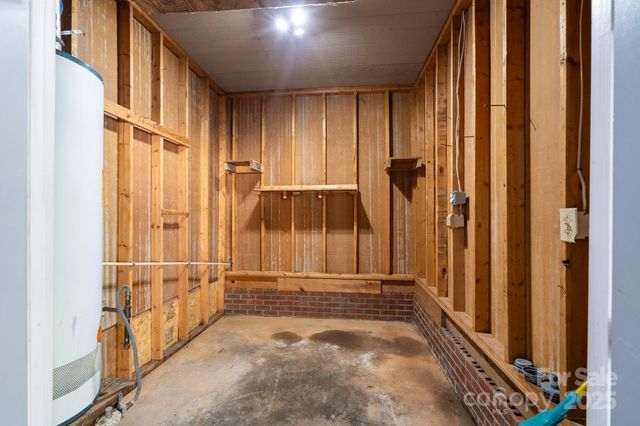 713 W Campbell Avenue W, Salisbury, NC 28146