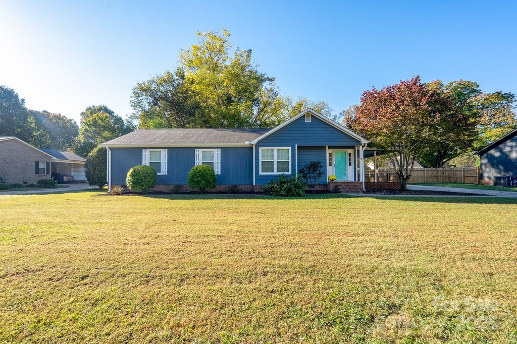 713 W Campbell Avenue W, Salisbury, NC 28146