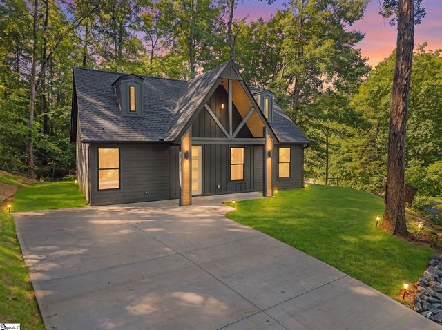 502 Wren Drive, Westminster, SC 29693