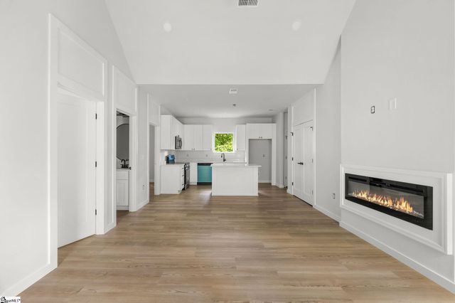 502 Wren Drive, Westminster, SC 29693