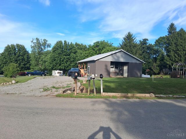 7016 Highland Trail W, Hillsboro, OH 45133