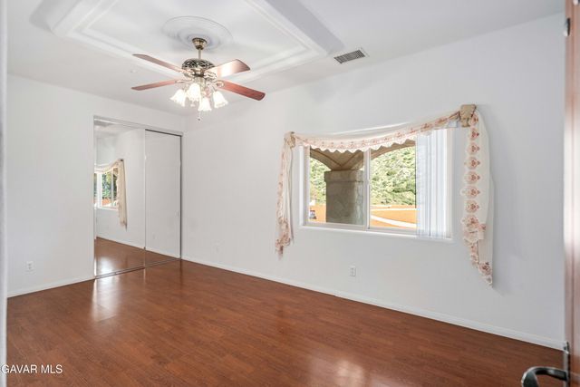 43738 Mountain View Road, Lake Hughes, CA 93532