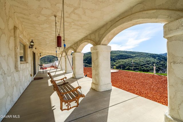 43738 Mountain View Road, Lake Hughes, CA 93532