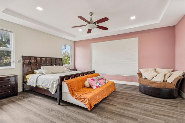 11280 NW 77th Ter, Doral, FL 33178