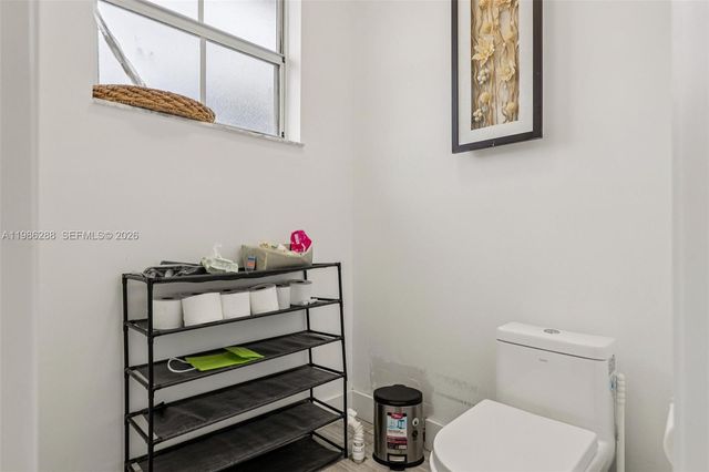 11280 NW 77th Ter, Doral, FL 33178