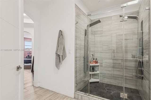 11280 NW 77th Ter, Doral, FL 33178