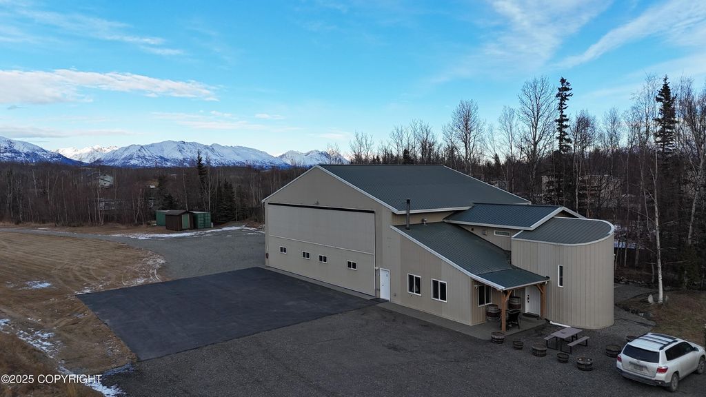 3151 E Cottle Loop, Wasilla, AK 99654