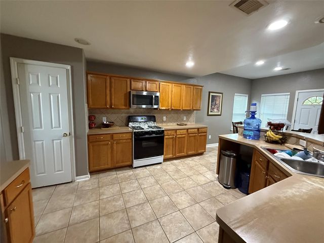 2315 Cobbdale Lane, Houston, TX 77014