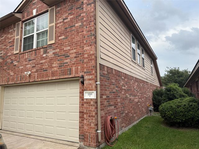2315 Cobbdale Lane, Houston, TX 77014