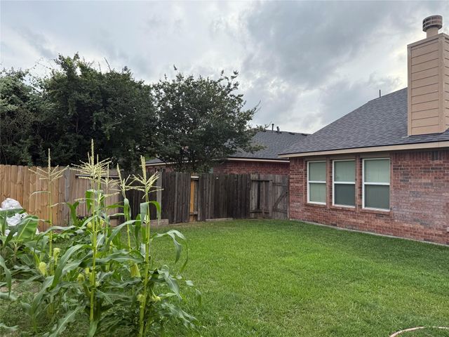 2315 Cobbdale Lane, Houston, TX 77014