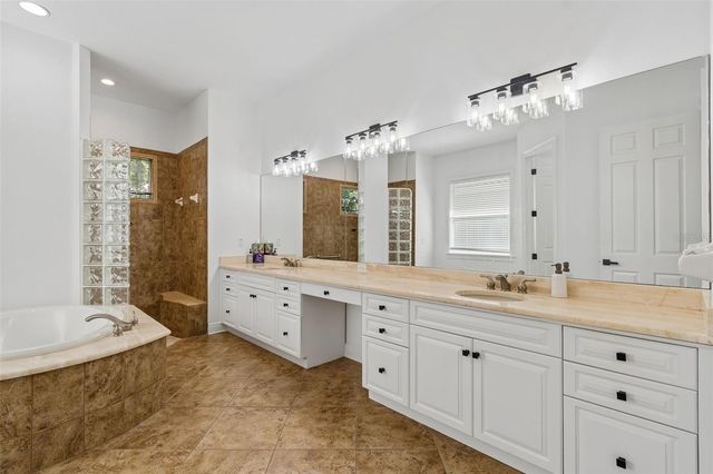 2107 CARROLL LANDING DRIVE, Tampa, FL 33612