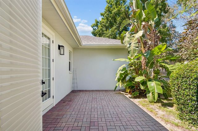 2107 CARROLL LANDING DRIVE, Tampa, FL 33612