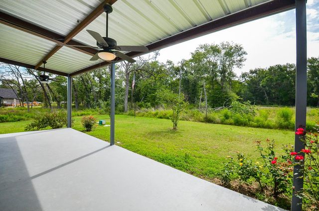 24719 Roscommon, Hempstead, TX 77445