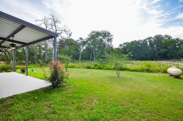 24719 Roscommon, Hempstead, TX 77445
