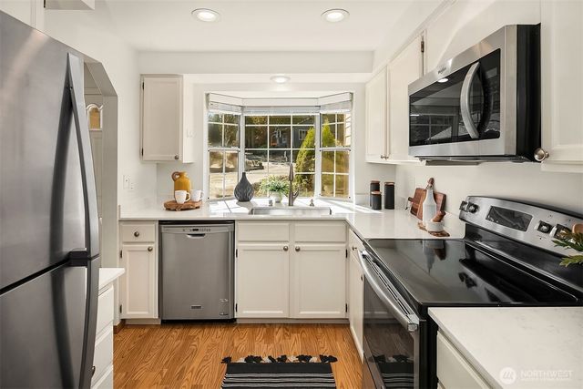 13726 NE 85th Street, Redmond, WA 98052