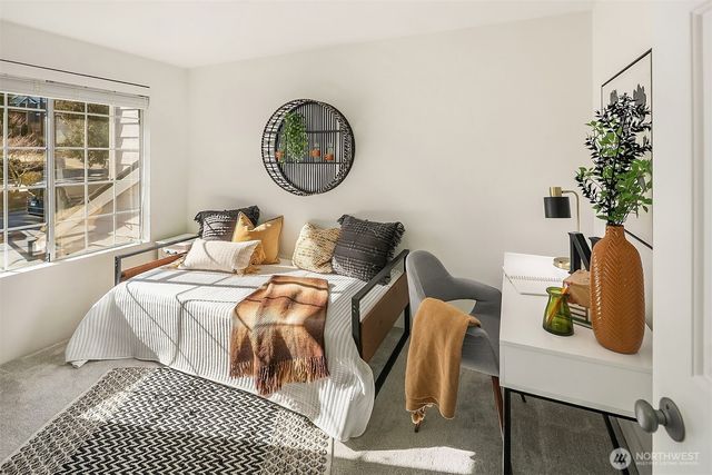 13726 NE 85th Street, Redmond, WA 98052