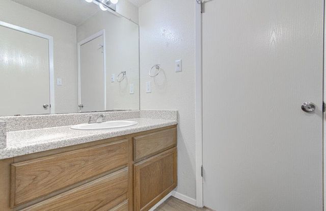 9624 Sugar Hill DR B, Austin, TX 78748