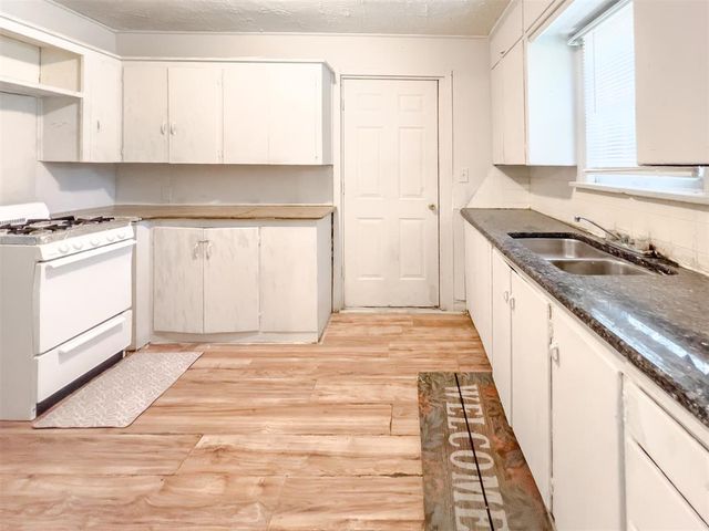 1931 SW 10th Street, Oklahoma City, OK 73108