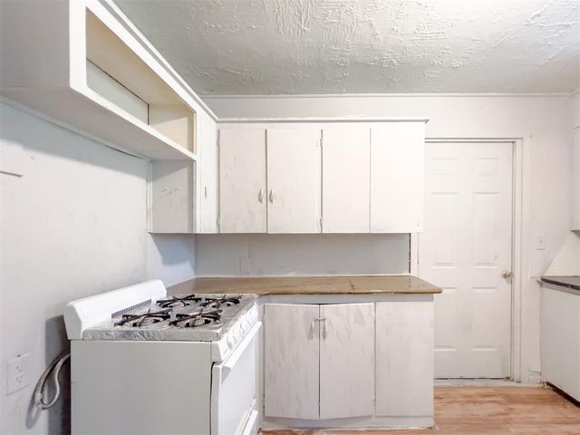 1931 SW 10th Street, Oklahoma City, OK 73108