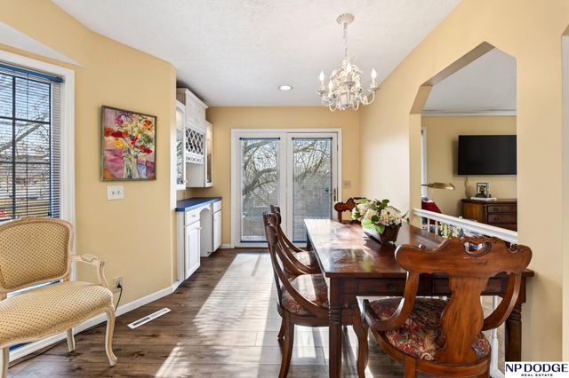 5524 N 113th Street, Omaha, NE 68164