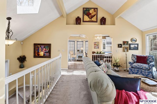 5524 N 113th Street, Omaha, NE 68164