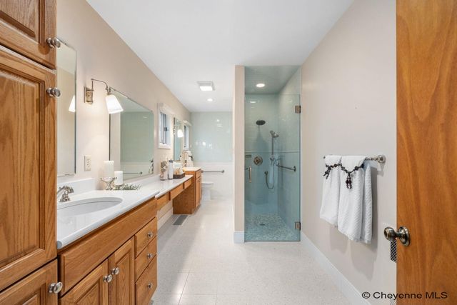 318 W 2ND AVE, Cheyenne, WY 82001