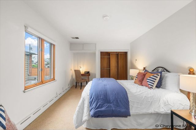 318 W 2ND AVE, Cheyenne, WY 82001