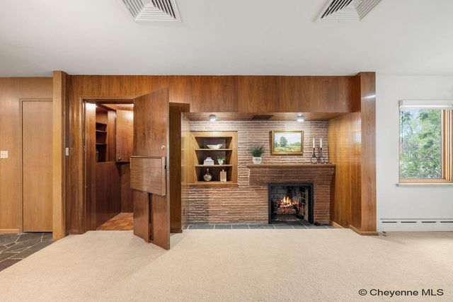 318 W 2ND AVE, Cheyenne, WY 82001