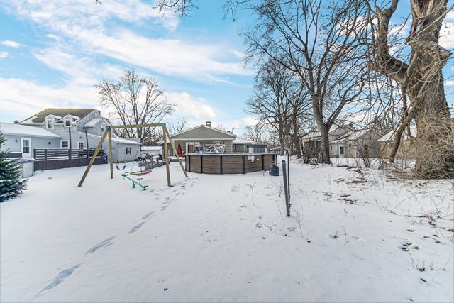 430 S East Street, Crown Point, IN 46307