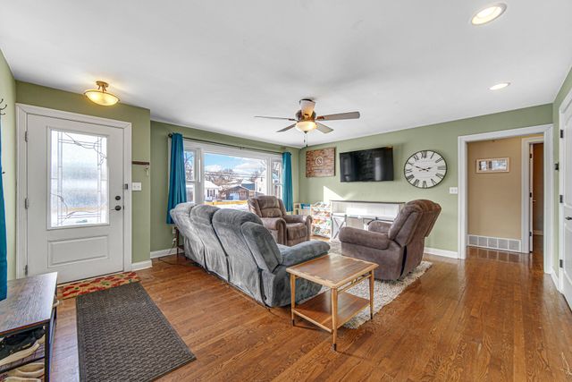 430 S East Street, Crown Point, IN 46307