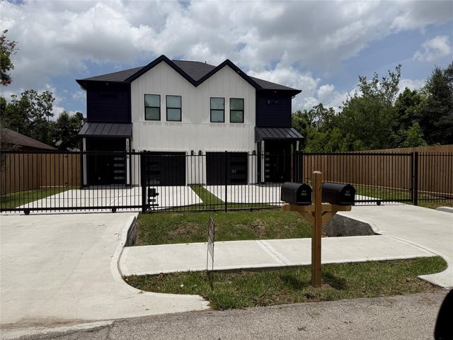1026 Marjorie Street, Houston, TX 77088
