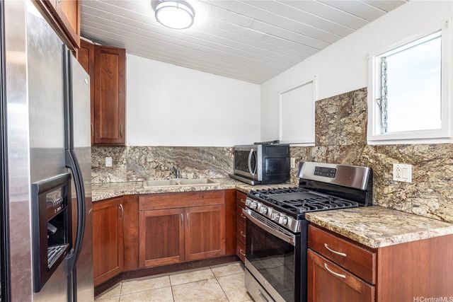 94-125 Pahu Street 2, Waipahu, HI 96797