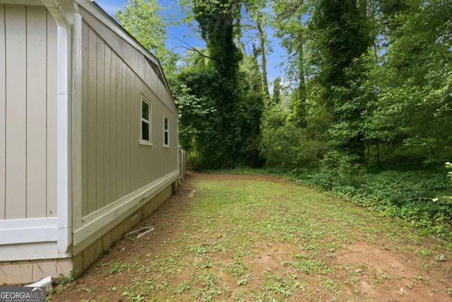 748 Amber Place NW, Atlanta, GA 30331