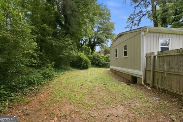 748 Amber Place NW, Atlanta, GA 30331