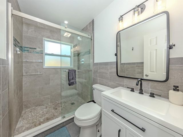 929 CYPRESS AVENUE, Venice, FL 34285