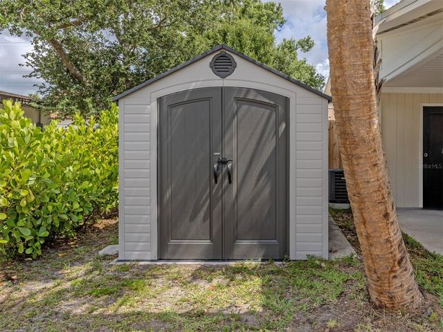 929 CYPRESS AVENUE, Venice, FL 34285