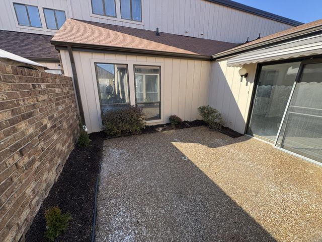 816 Old Coach Pl, Hermitage, TN 37076